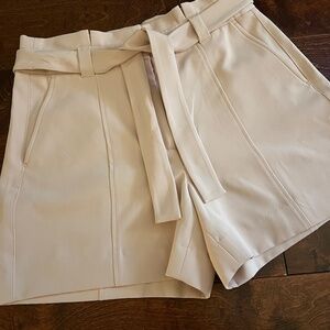 New with tags White House Black Market Light Pink Shorts size 10